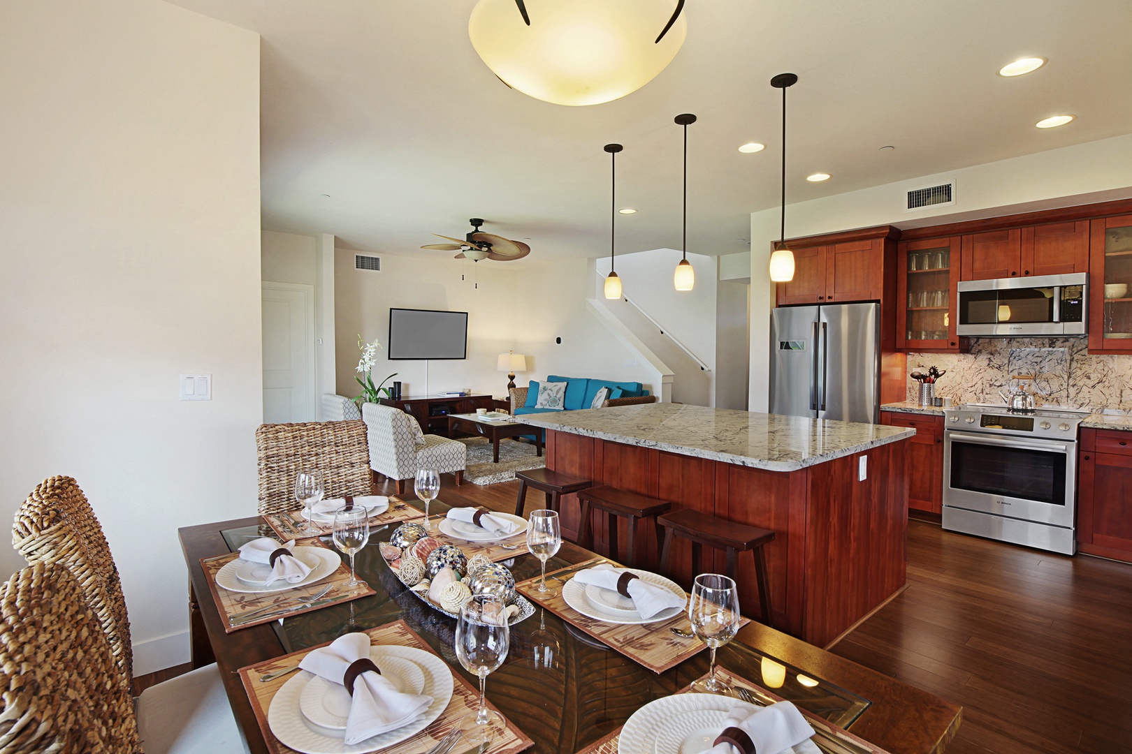 Koloa Vacation Rentals, Pili Mai 3B - Dining room / Kitchen