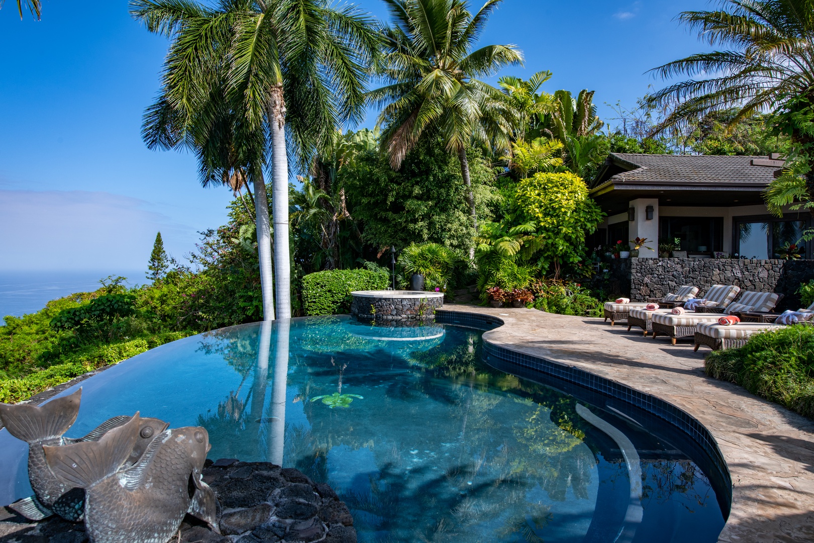 Kailua Kona Vacation Rentals, Hale Wailele** - Tropical resort getaway for your vacation