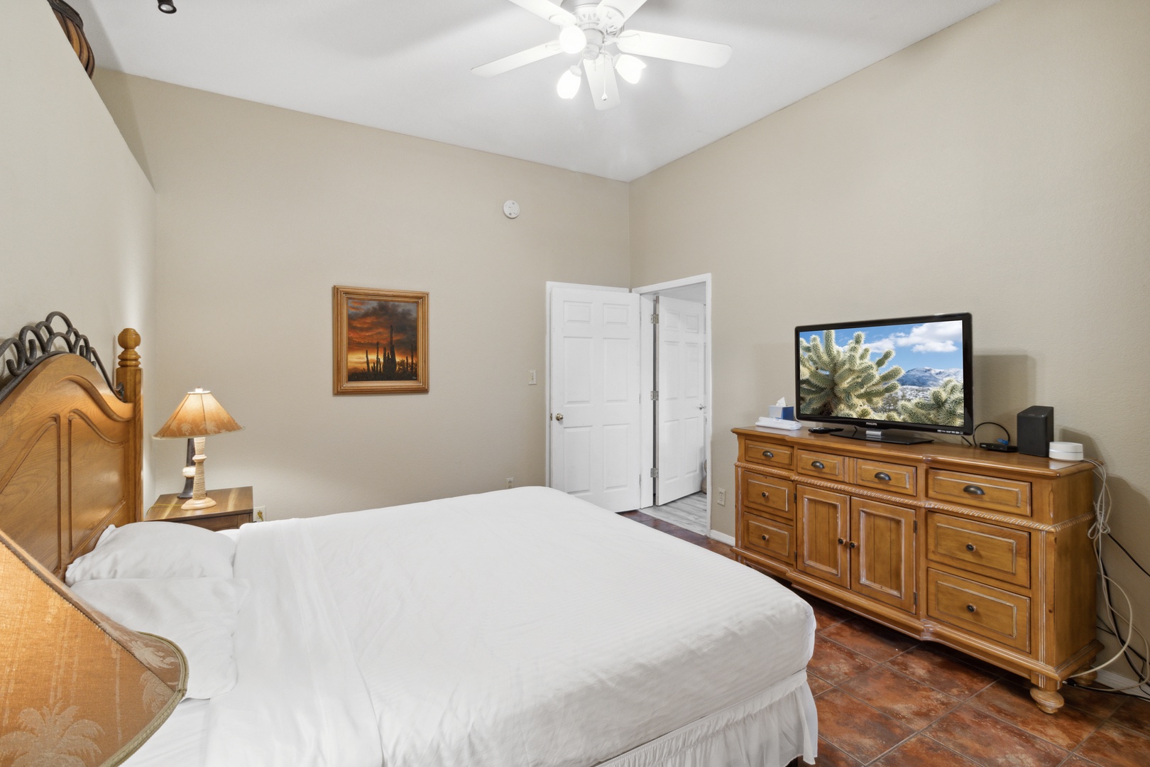 Scottsdale Vacation Rentals, OFB Thunderbird Retreat - Tv in each bedroom