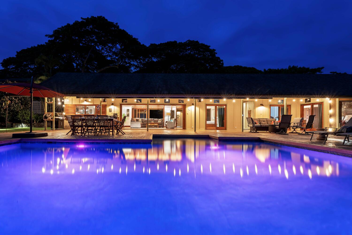 Kailua-Kona Vacation Rentals, Hale Joli - Evening view of the pool.
