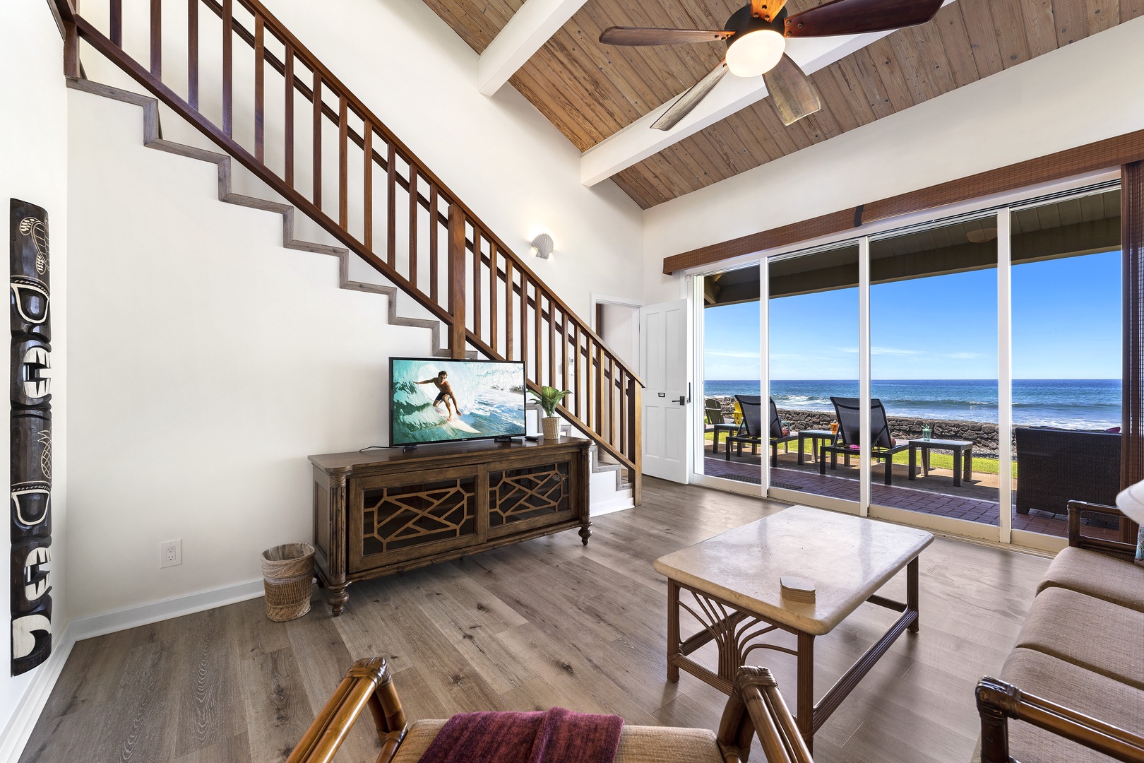 Kailua Kona Vacation Rentals, Hale Pua - Ohana Suite features incredible views as well