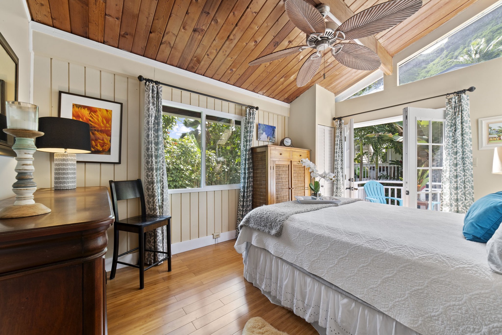 Kaaawa Vacation Rentals, Pali Kai - Guest Bedroom with Outdoor Lanai and Garden Views