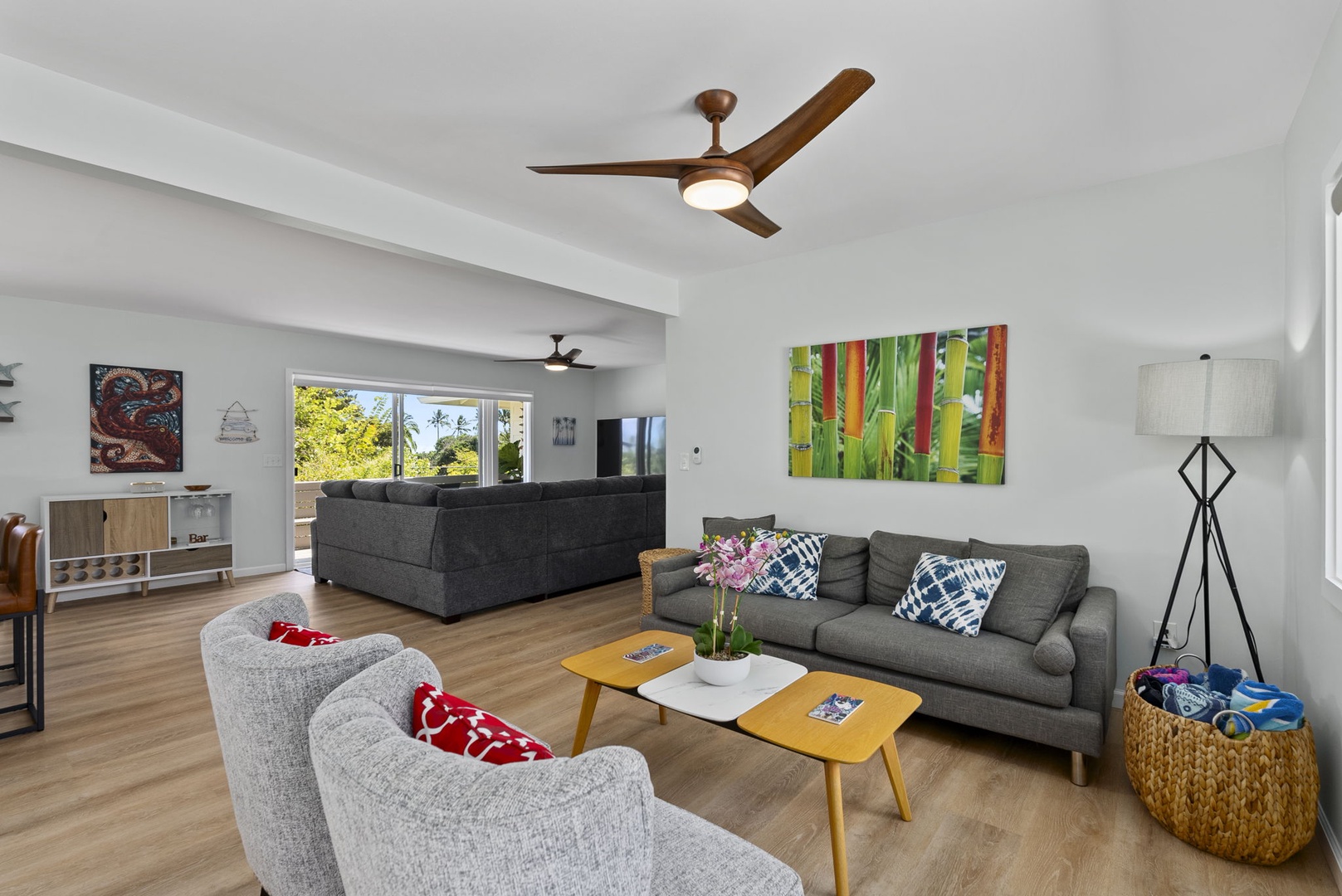 Kailua Vacation Rentals, Hale Alapi'i Lanikai Getaway - This spacious living area blends contemporary design with comfort, featuring plush seating