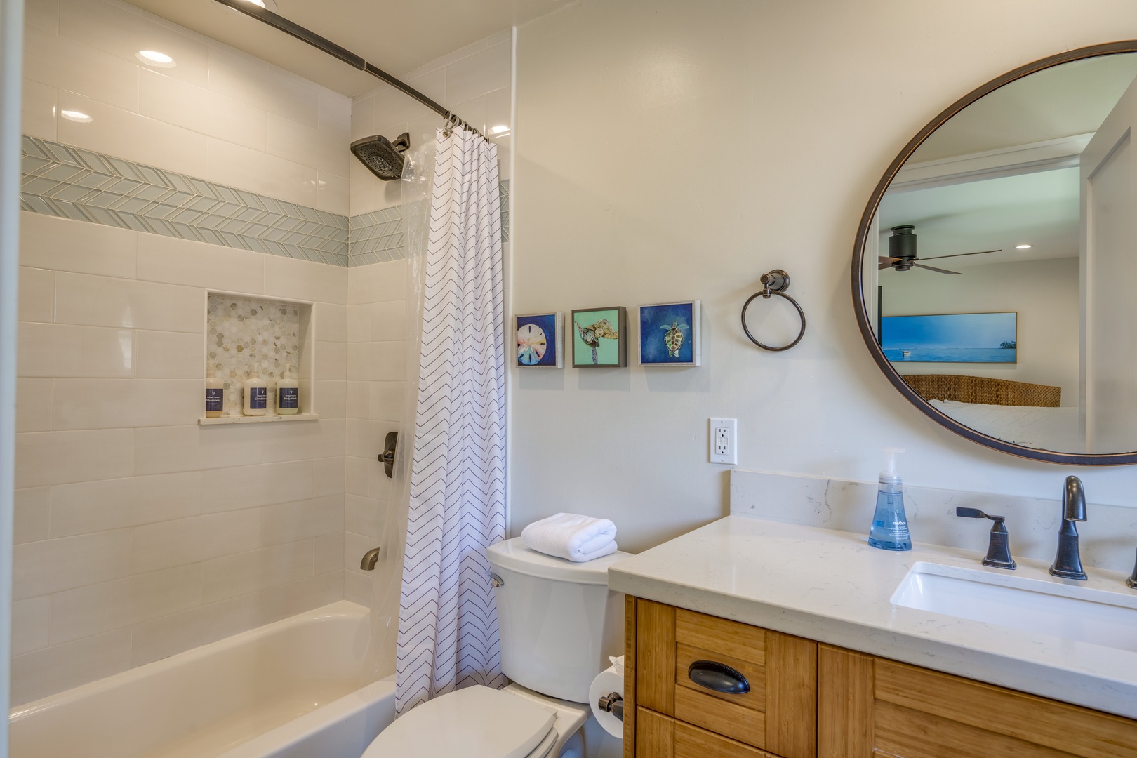 Lahaina Vacation Rentals, Puamana 240-3 - Refresh in the charming bathroom with modern amenities and coastal vibes.