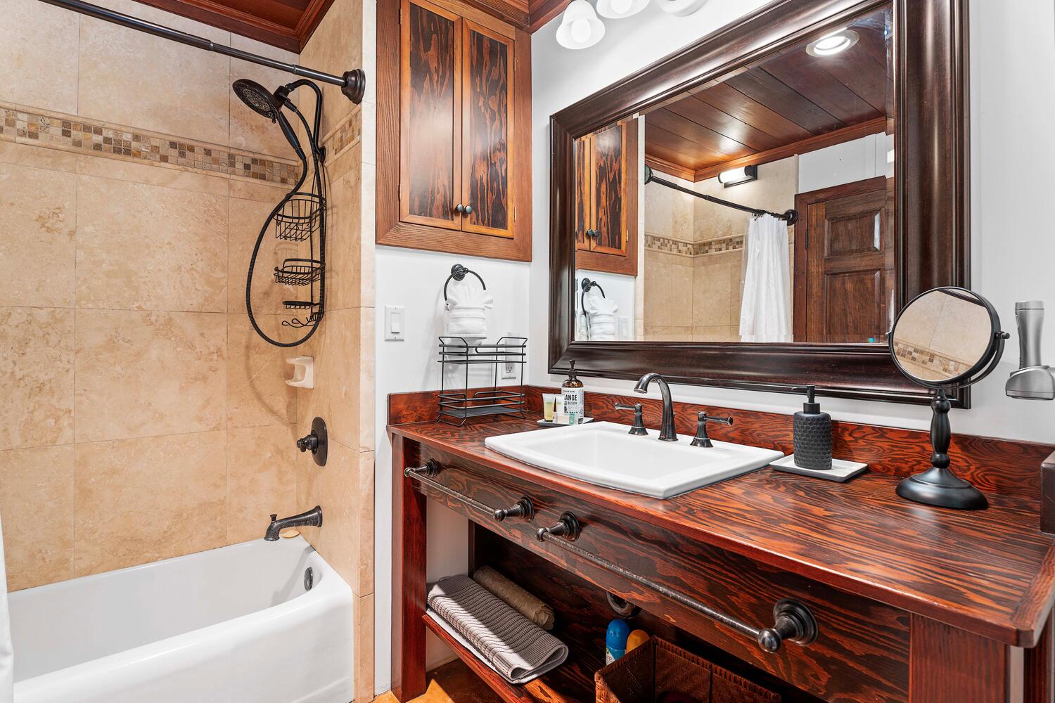 Kailua-Kona Vacation Rentals, Hale Joli - Rustic charm meets modern comfort in this well-equipped primary bathroom.