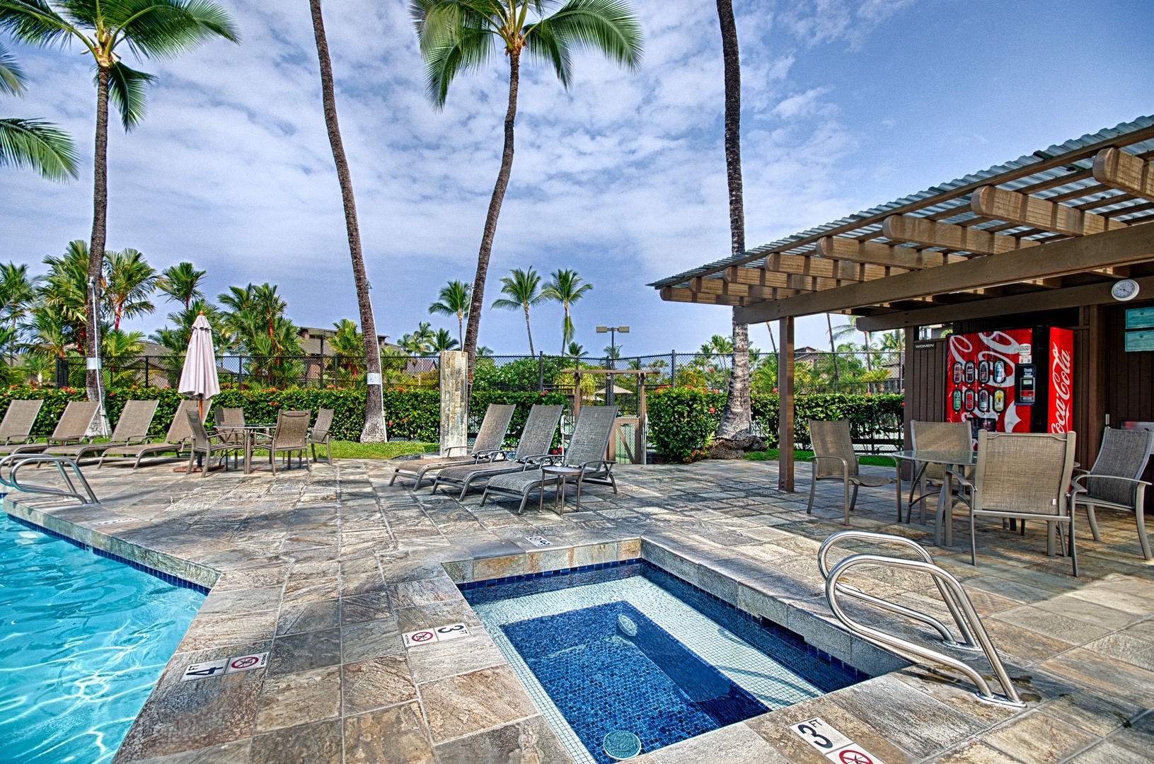 Kailua Kona Vacation Rentals, Kanaloa 701 - 3 of 3 pools!