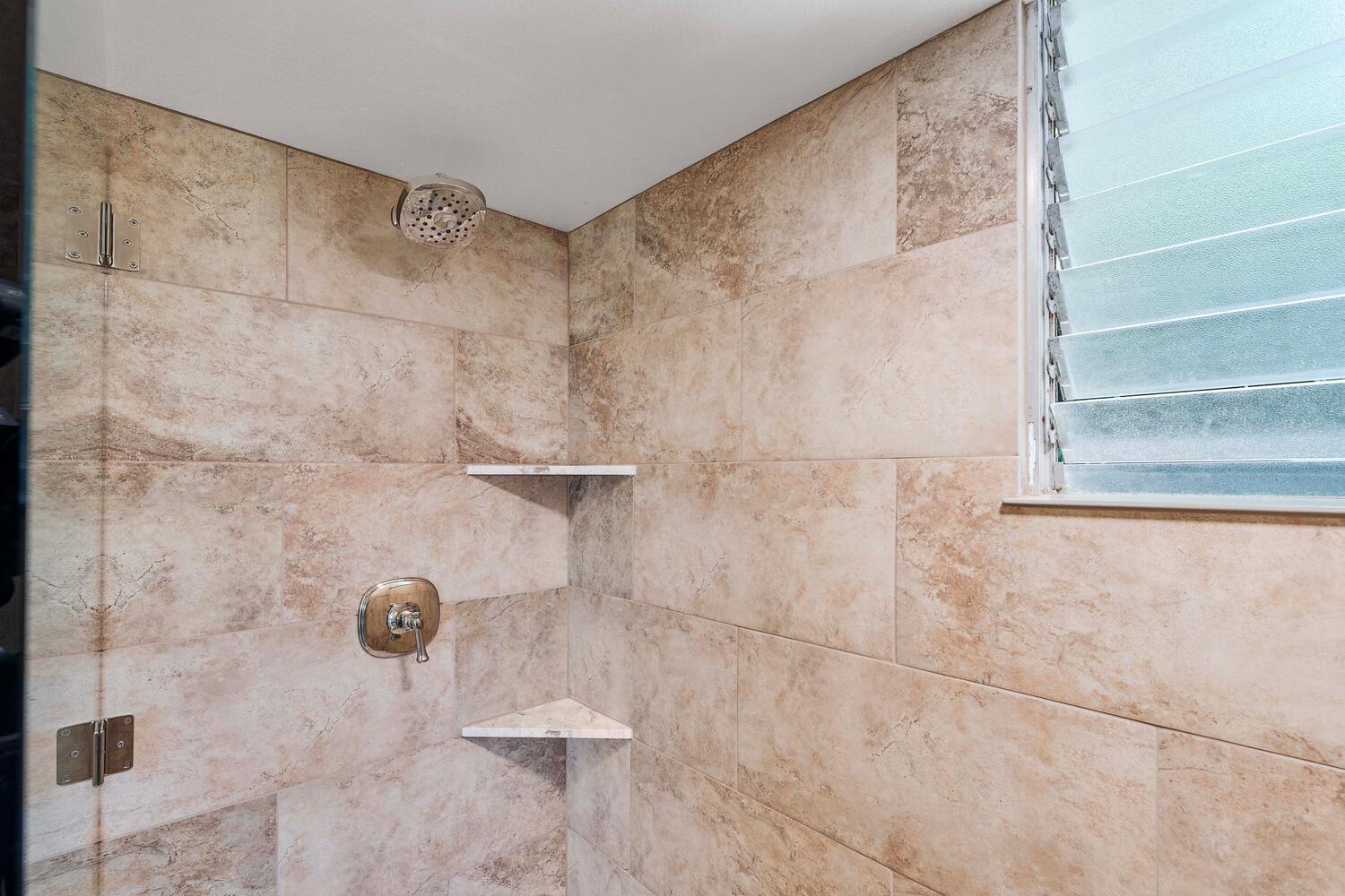 Kailua Kona Vacation Rentals, Keauhou Akahi 302 - Guest bathroom has a walk-in shower.