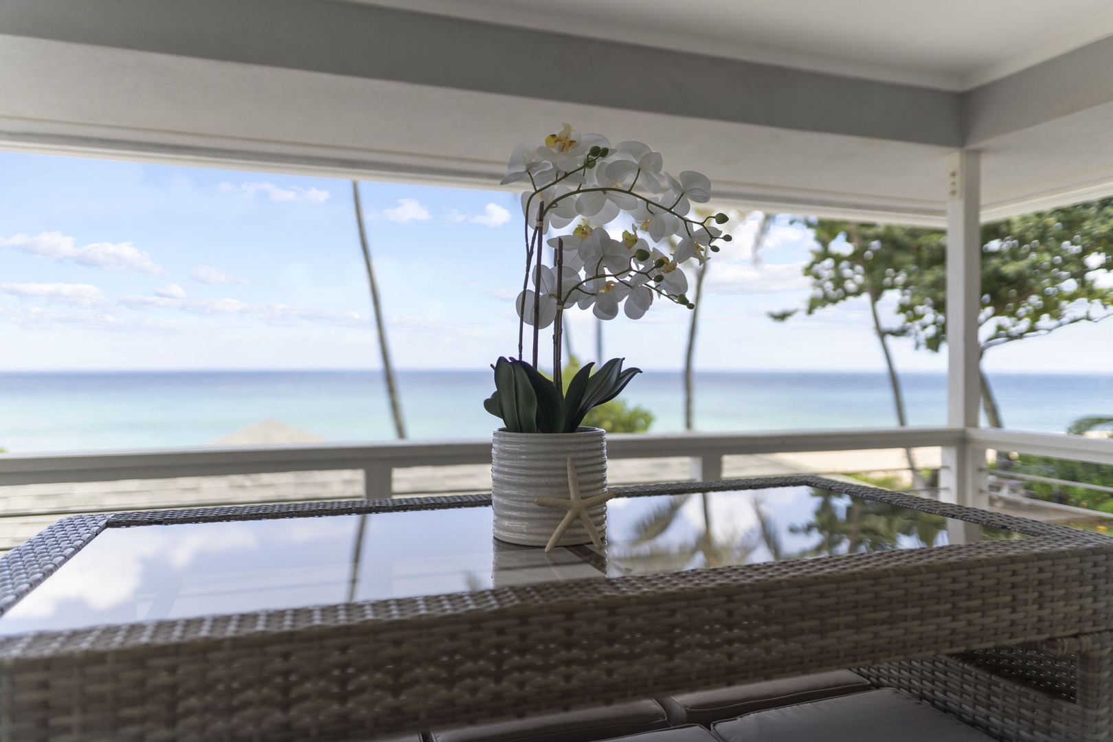 Haleiwa Vacation Rentals, Hale Nalu - Upstairs: Explore the natural beauty of the island from Hale Nalu