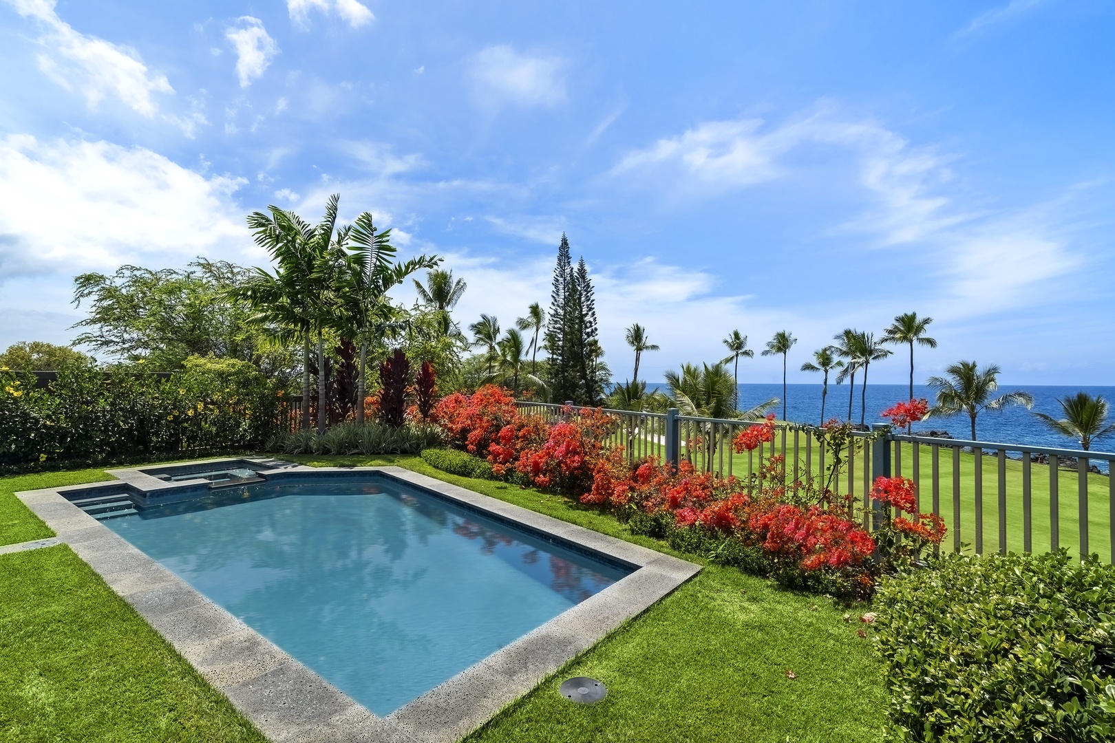 Kailua Kona Vacation Rentals, Green/Blue Combo - 