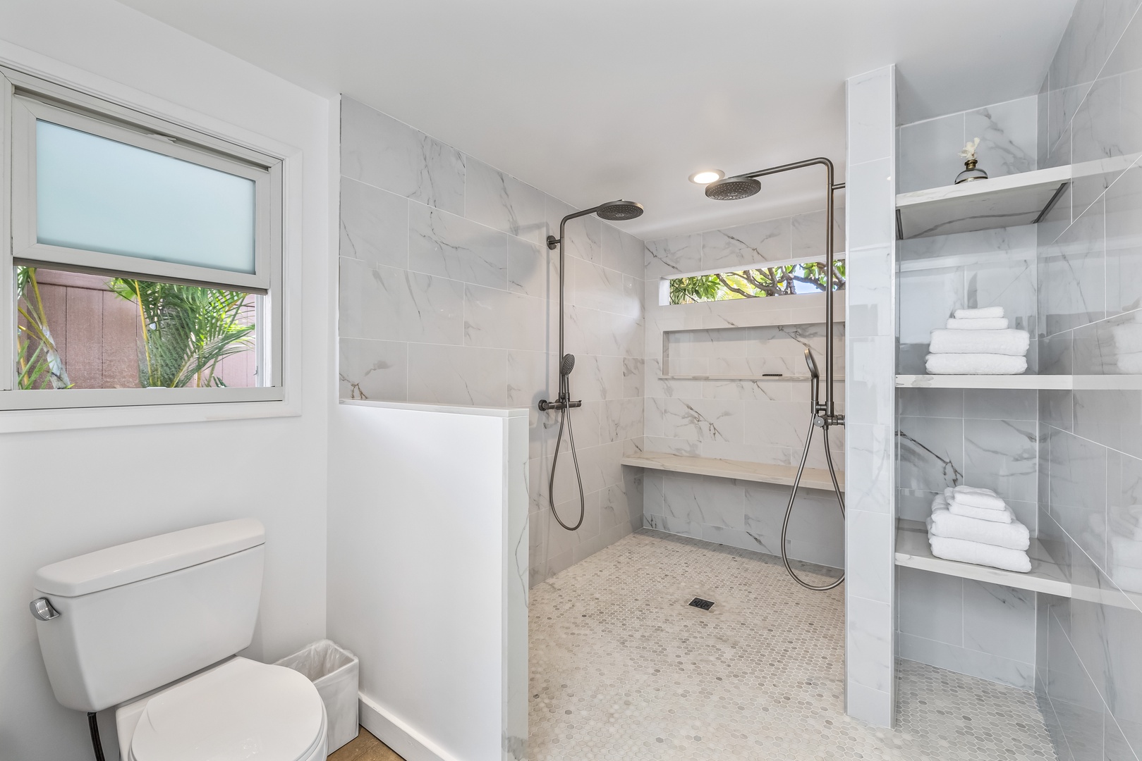 Kailua Vacation Rentals, Lokomaika'i Kailua - Primary Ensuite with extra large shower