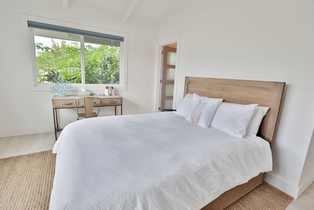 Waialua Vacation Rentals, Sea of Glass* - 3rd Guest Bedroom