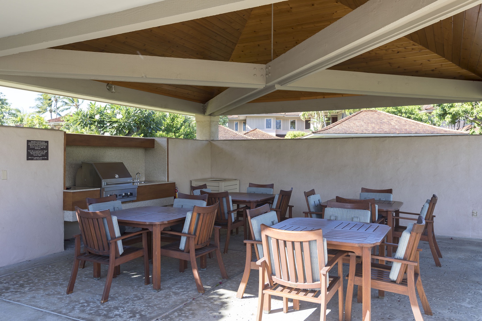 Kailua Kona Vacation Rentals, Hillside Villa 7101 - BBQ and Dining area