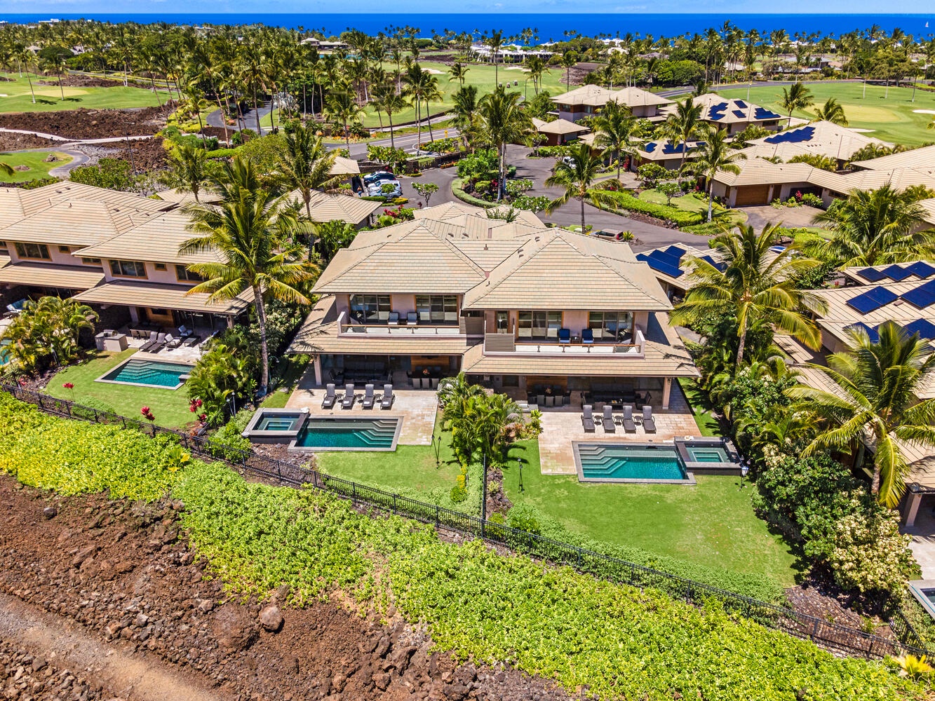 Laule'a Ohana Retreat