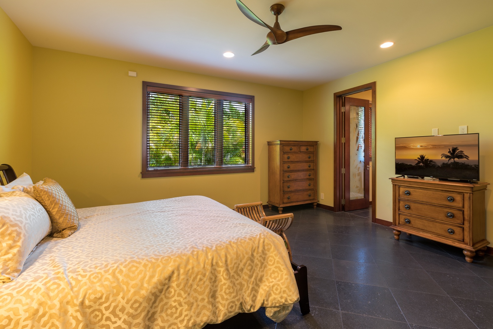 Kamuela Vacation Rentals, Blue Lagoon* - Guest Bedroom #6