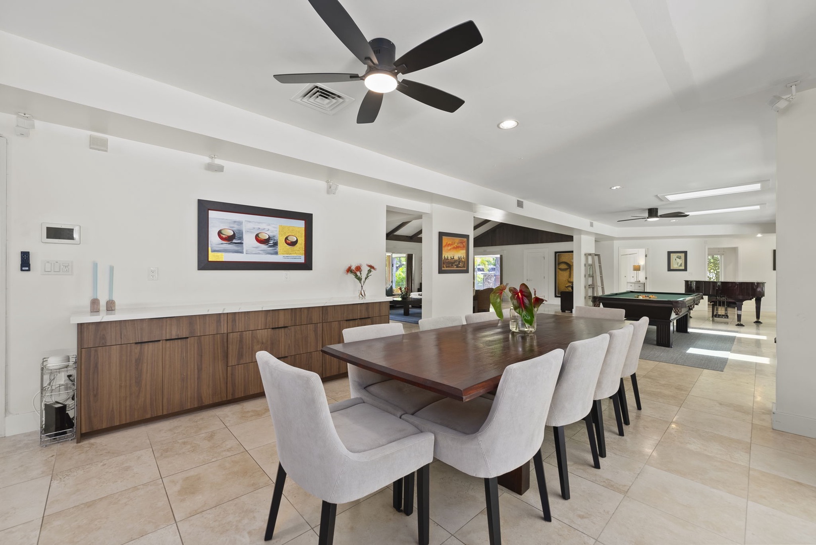 Honolulu Vacation Rentals, Kahala Lani - Spacious dining area for ten, where guests can gather with views of the pool and gardens.