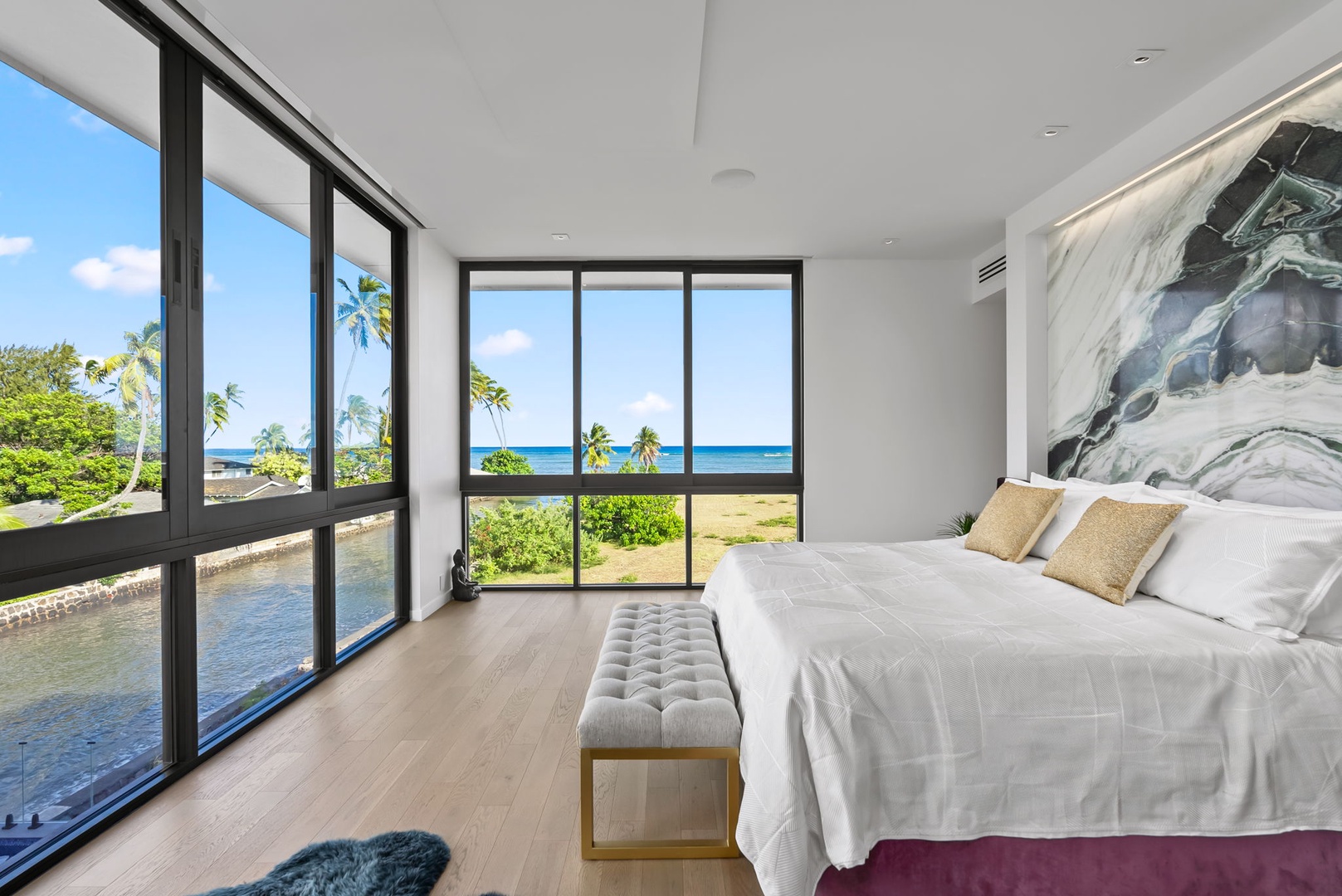 Honolulu Vacation Rentals, Ocean Villa Emilie - Panoramic ocean views from your plush king bed—wake up to blue skies and swaying palms every morning.