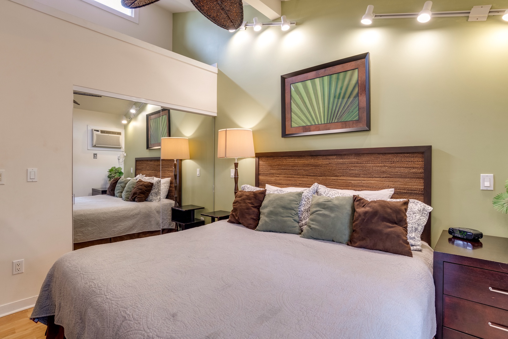 Lahaina Vacation Rentals, Aina Nalu I201 - Guest bedroom with king bed