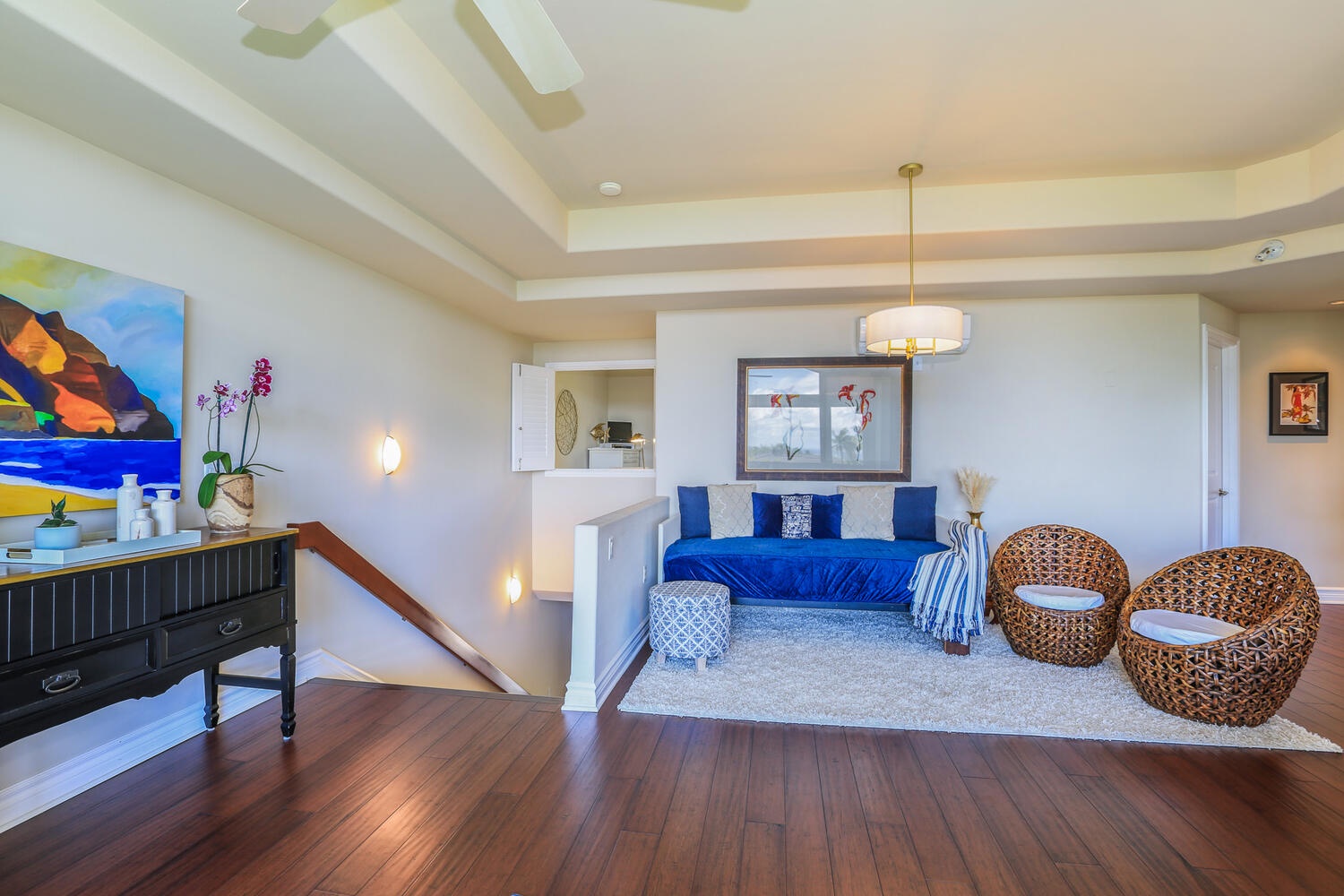 Princeville Vacation Rentals, Noelani Kai - Stairs leading to lower-level suite