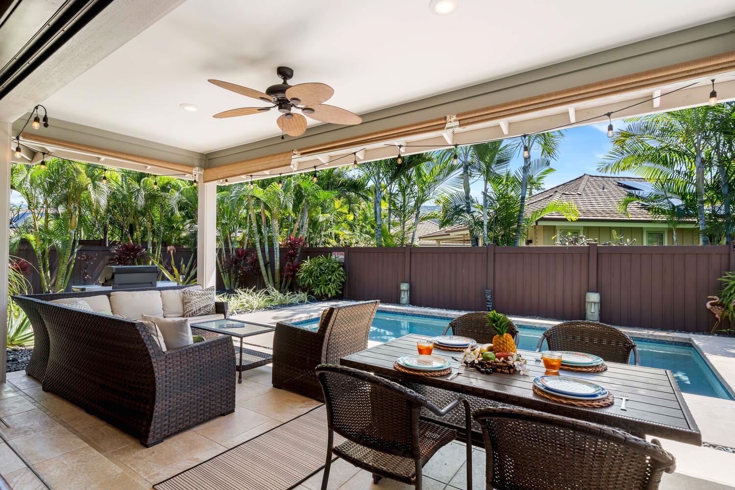 Kailua Kona Vacation Rentals, Holua Kai #32 - Plenty of seating on the lanai and an al-fresco dining option or a fun family time.