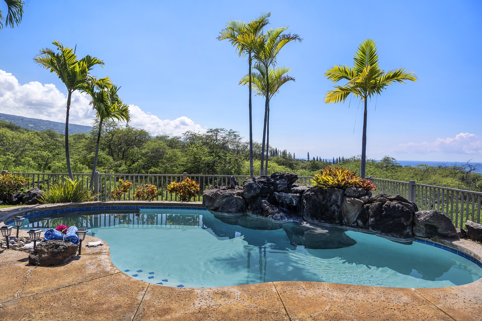 Kailua Kona Vacation Rentals, Malulani Retreat - 