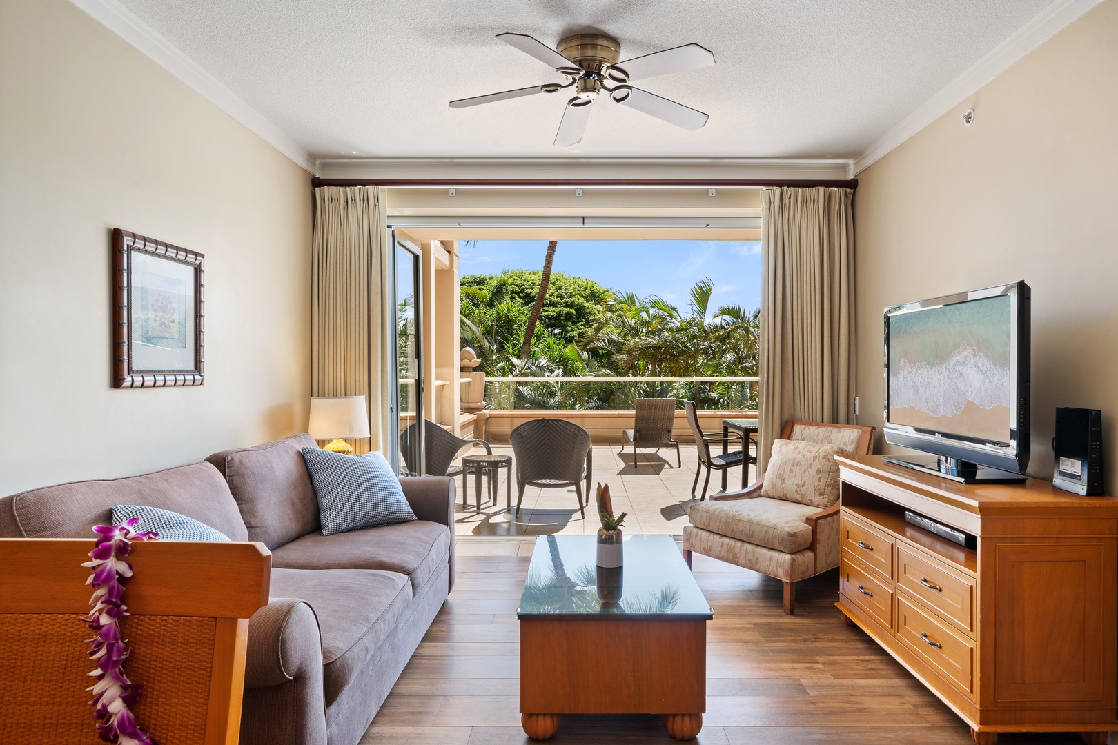 Lahaina Vacation Rentals, Honua Kai Konea 230/232 - Full-length sliding doors in the living room of Honua Kai Konea 230/232 bring natural light and mountain views inside.