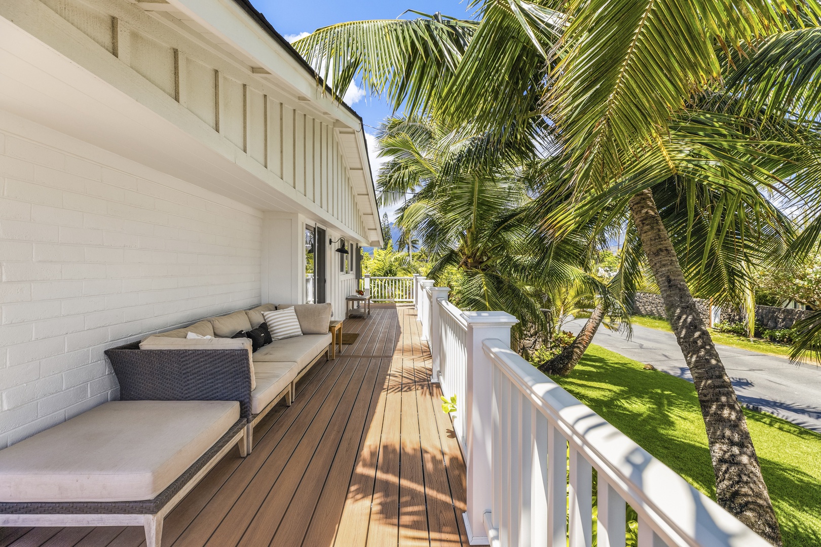 Kailua Vacation Rentals, Seahorse Beach House - Front House Wrap Around Decks
