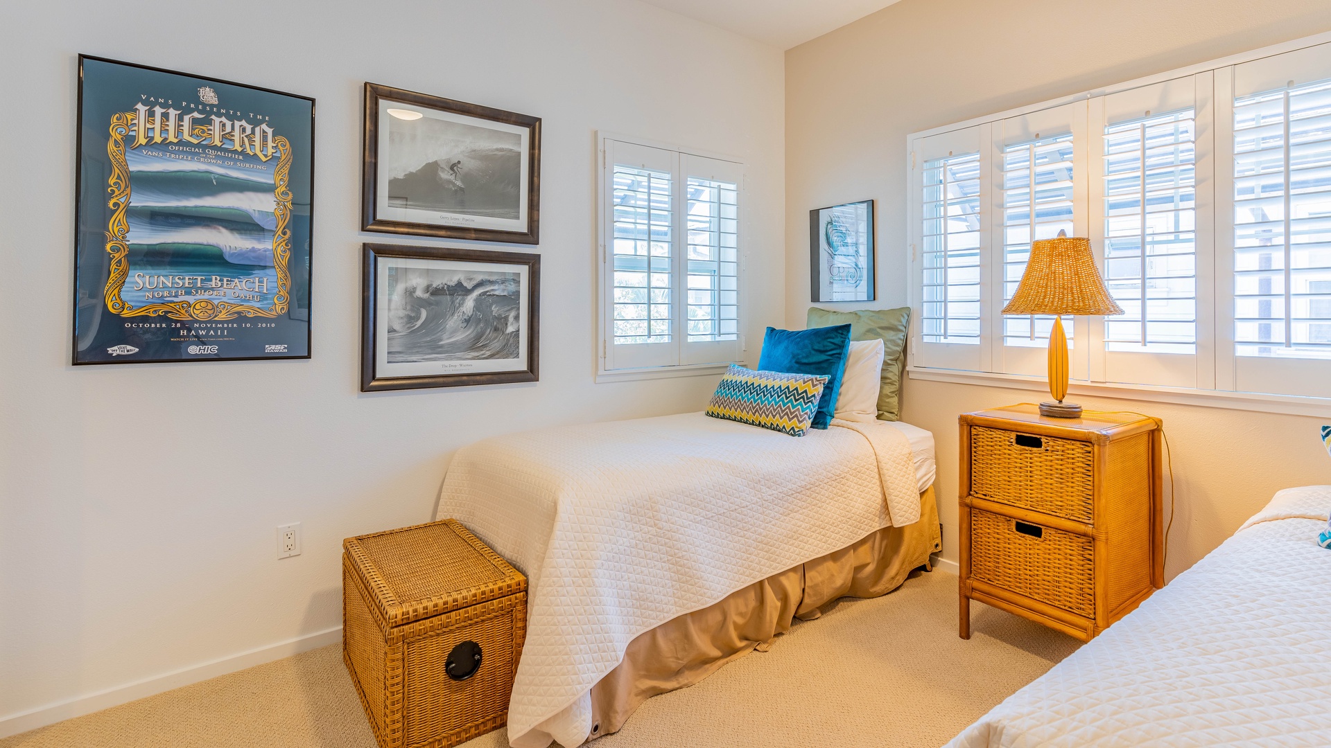 Kapolei Vacation Rentals, Coconut Plantation 1074-1 - The fourth guest bedroom with twin beds and storage.