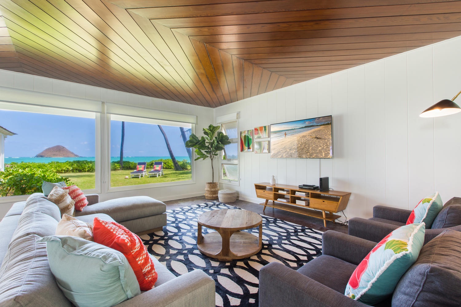 Kailua Vacation Rentals, Lanikai Oceanside 4 Bedroom - Formal living room with ocean views.