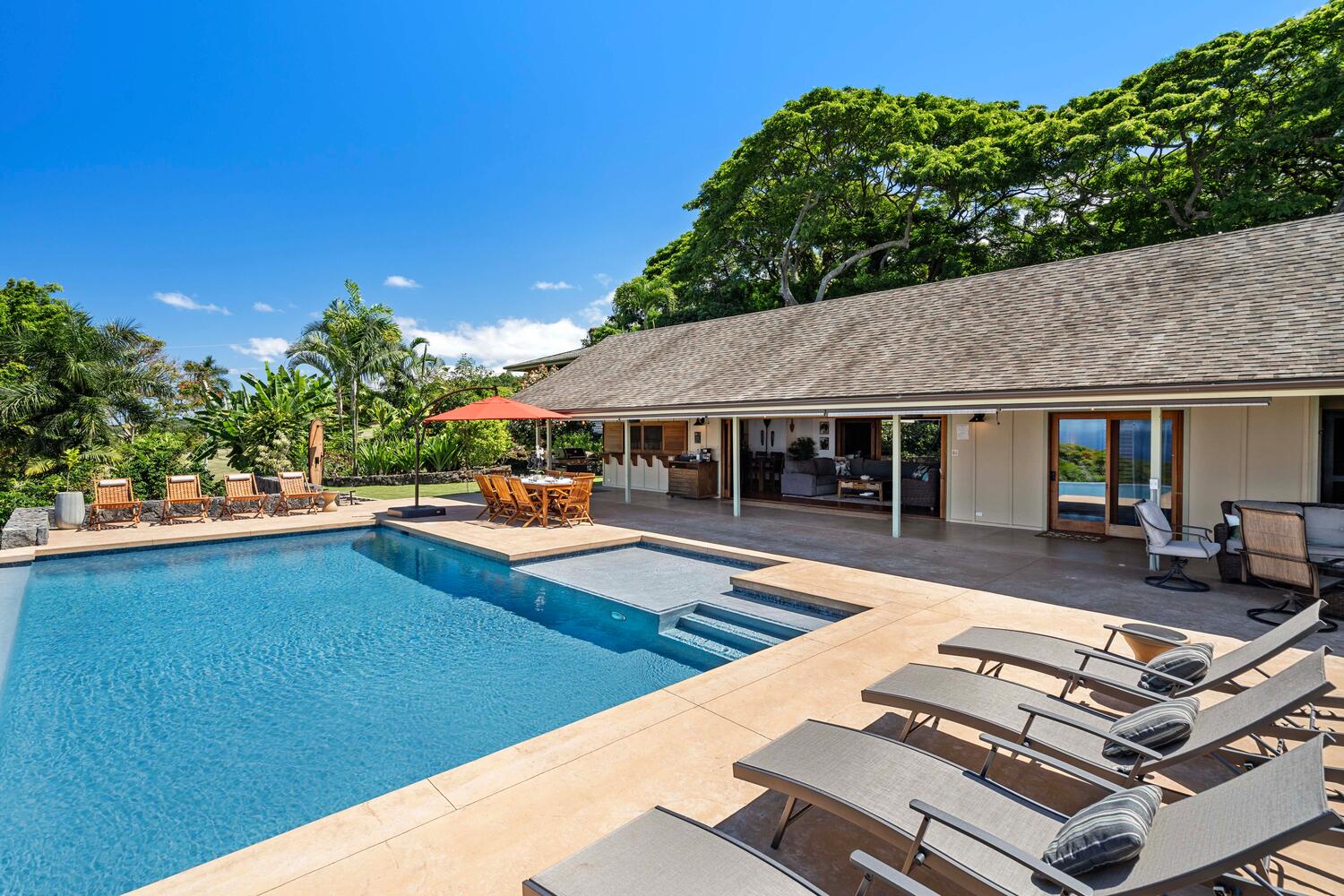 Kailua-Kona Vacation Rentals, Hale Joli - The pool area.