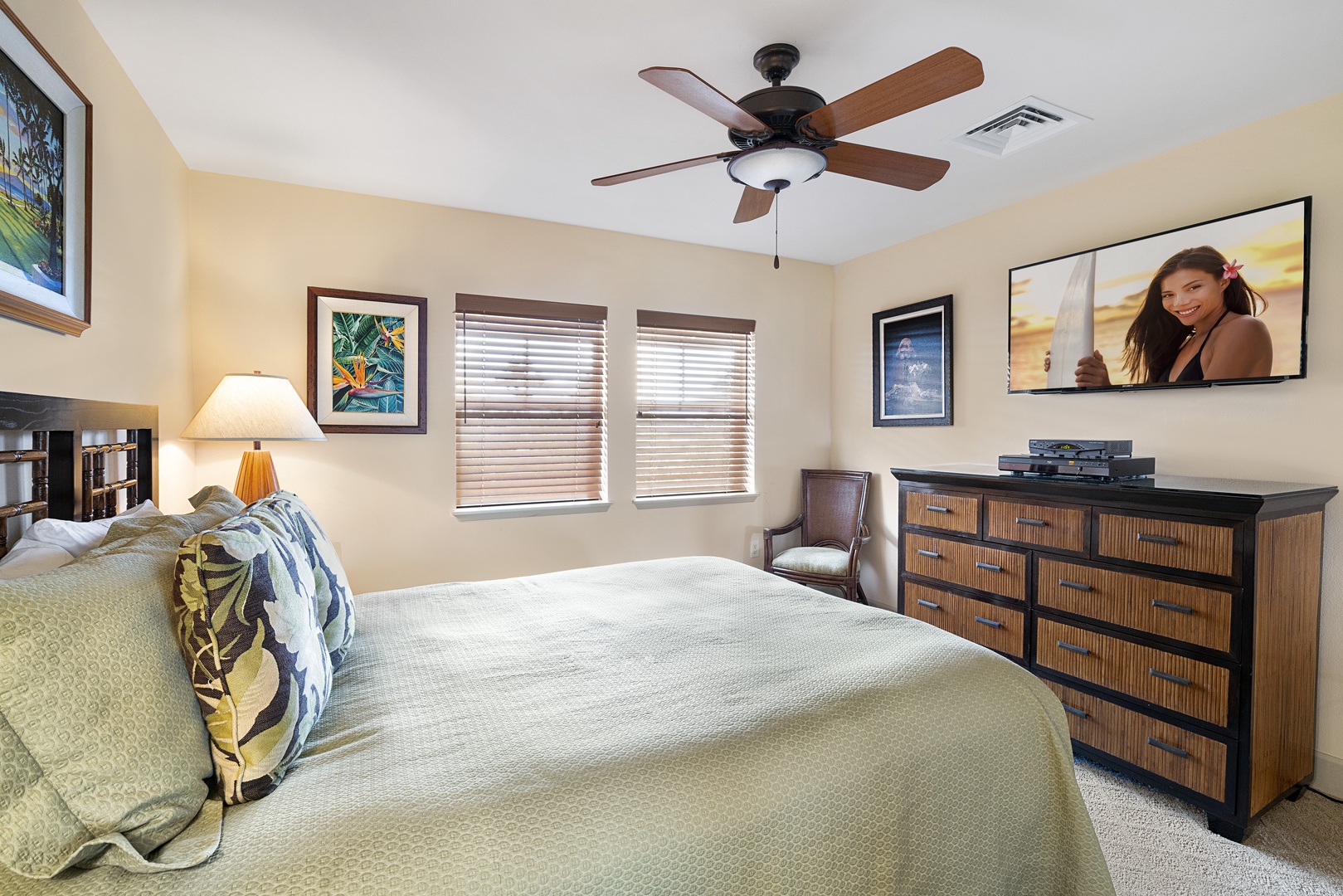 Waikoloa Vacation Rentals, Hali'i Kai at Waikoloa Beach Resort 9F - Ceiling fans will make sure you stay cool at night