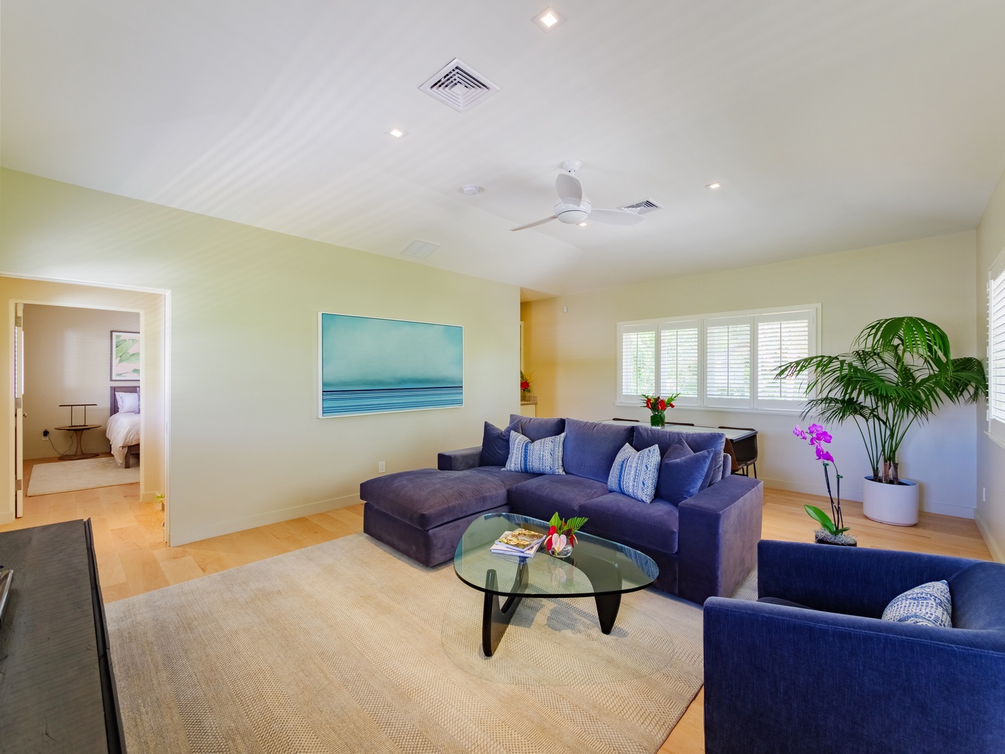 Honolulu Vacation Rentals, Paradise Beach Estate - Unwind in the cozy family den, where heartfelt memories are made, stories are shared, and relaxation is second nature.
