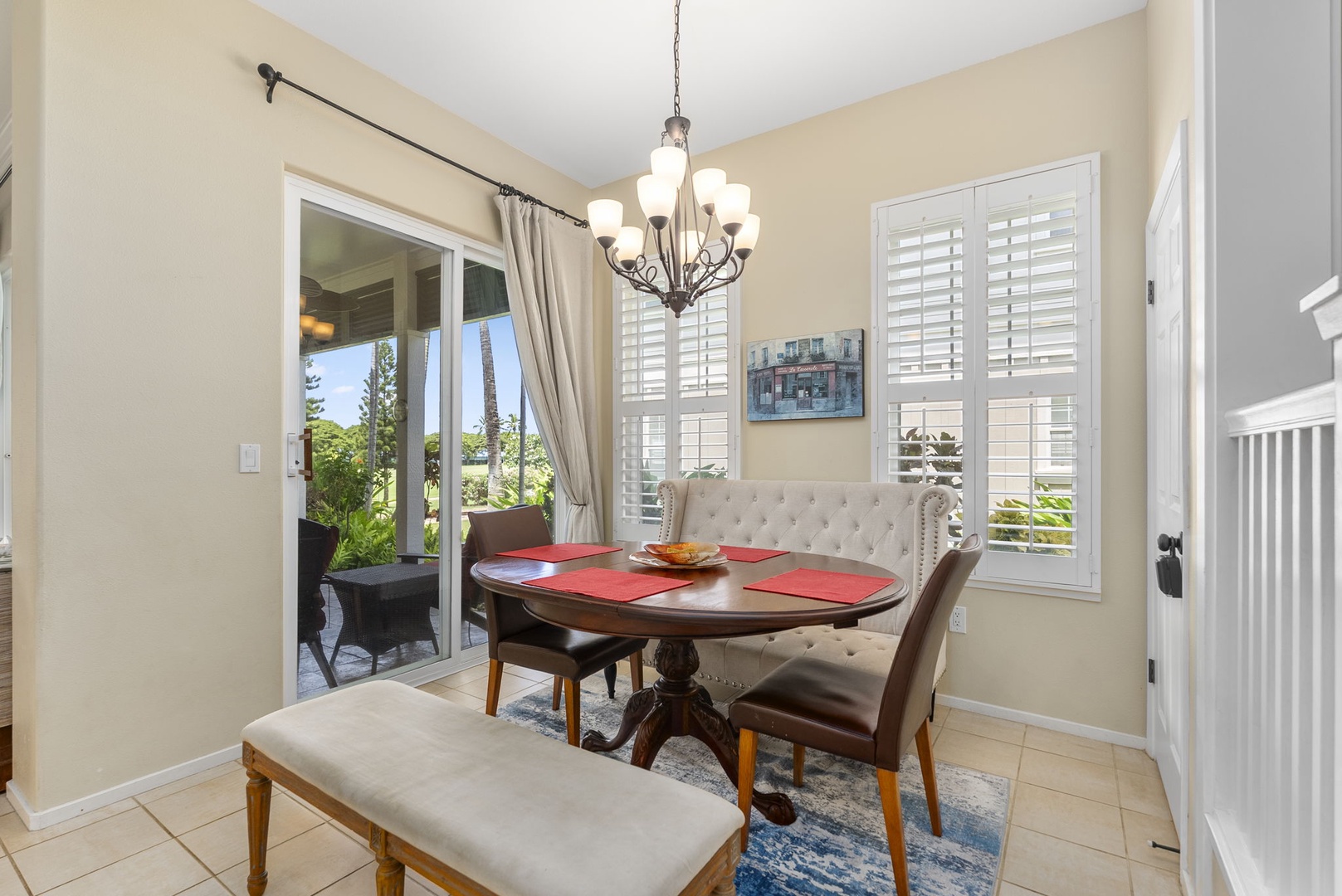 Kapolei Vacation Rentals, Coconut Plantation 1080-4 - Gather around the dining table so the whole group sits down together.