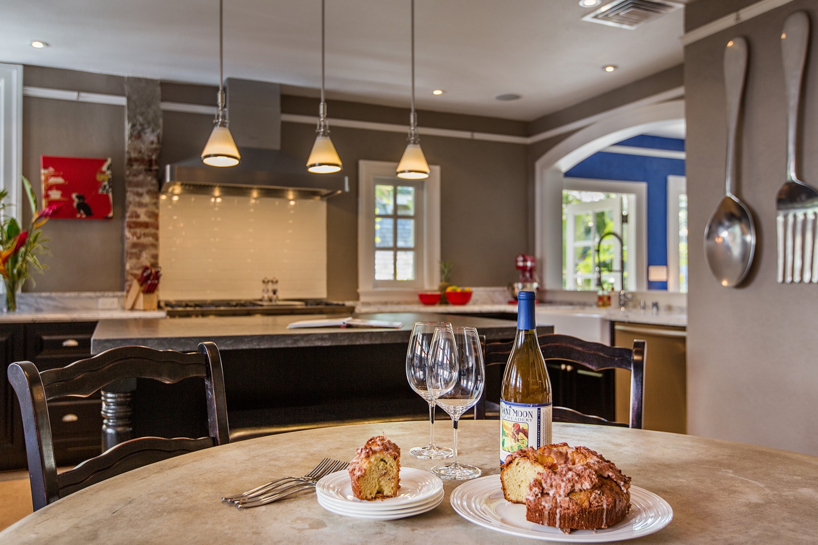 Honolulu Vacation Rentals, Hale Mahie - The home also features an expansive kitchen with marble counters, custom cabinets, and top-of-the-line appliances