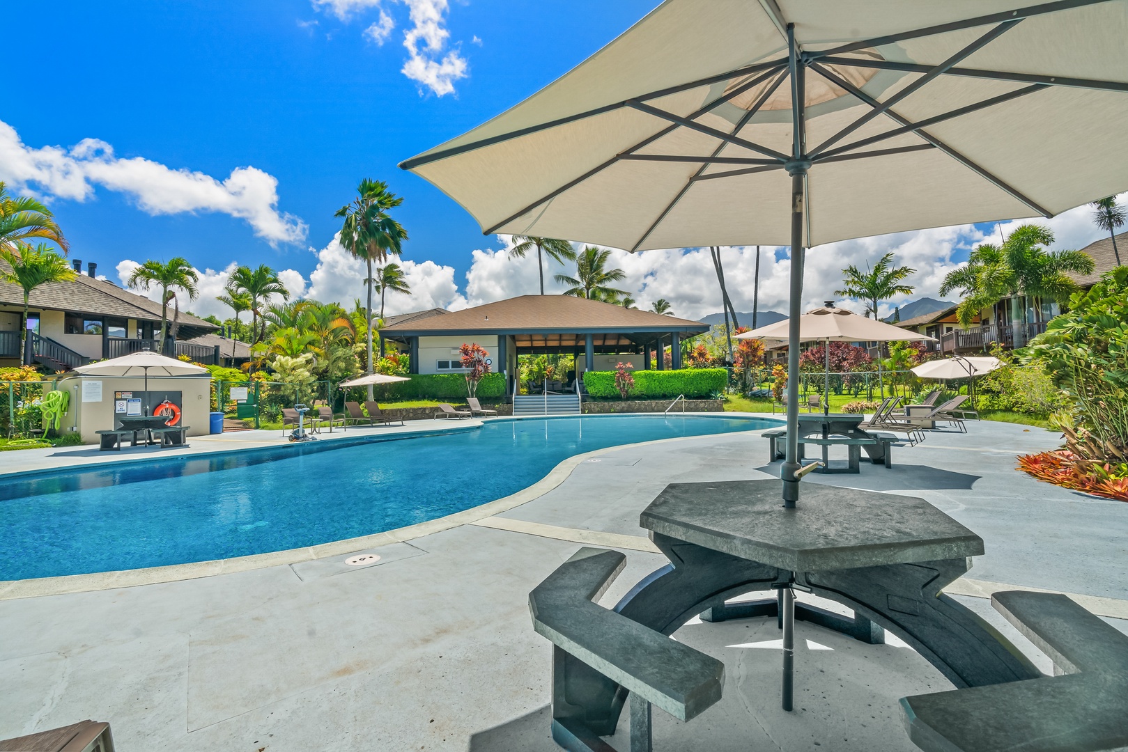 Princeville Vacation Rentals, Mauna Kai 7B - Stake out an umbrella for the stretch of afternoon nobody's counting.
