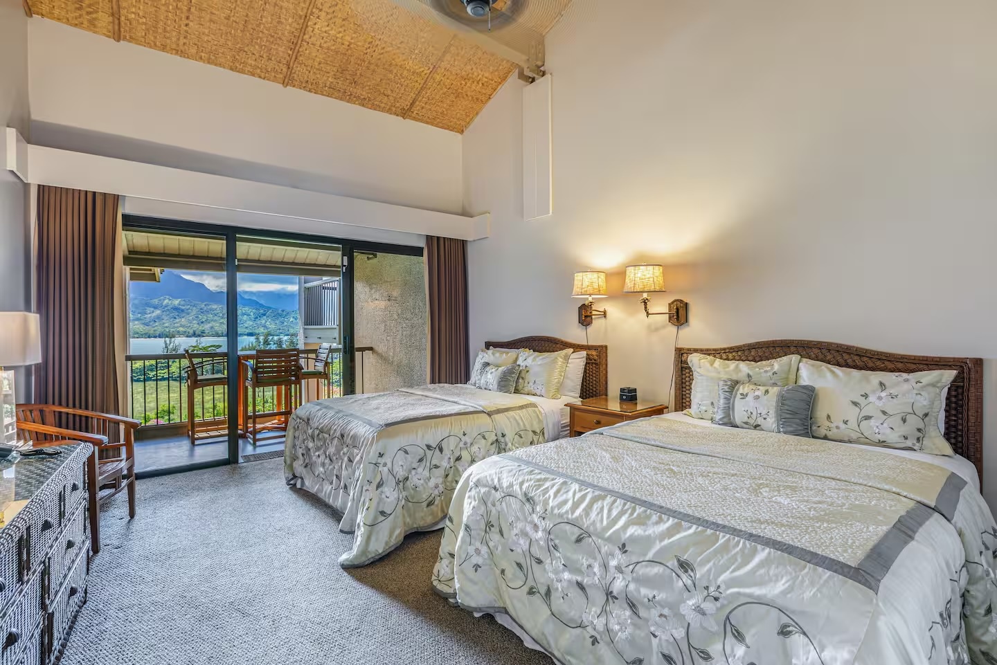 Princeville Vacation Rentals, Hanalei Bay Resort 4302/3 - Cozy loft with two queen beds, offering a comfortable sleeping space.