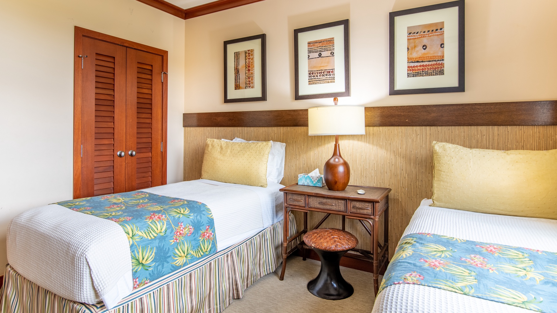 Kapolei Vacation Rentals, Ko Olina Beach Villas B608 - The second guest bedroom has two extra long twin beds that can be converted to a king.