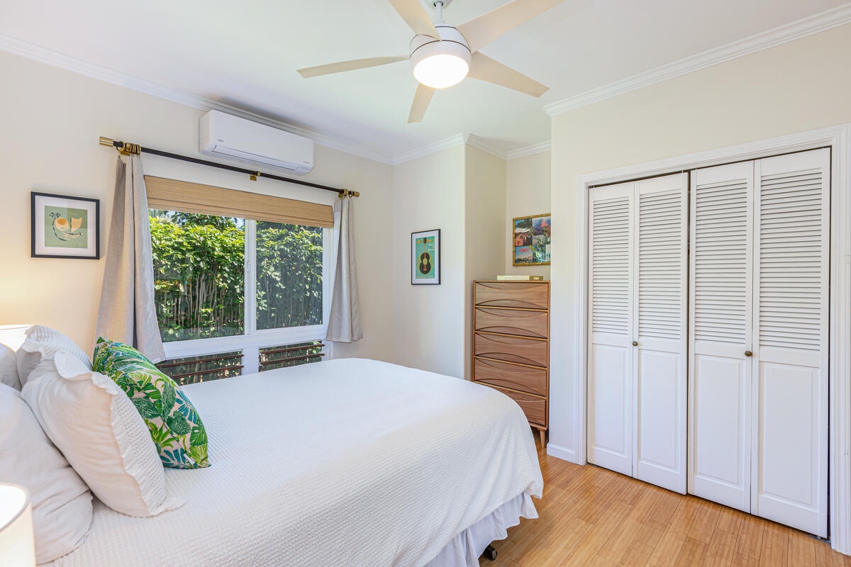 Princeville Vacation Rentals, Hale Cassia - Guest Bedroom  with Queen Bed and ample closet space