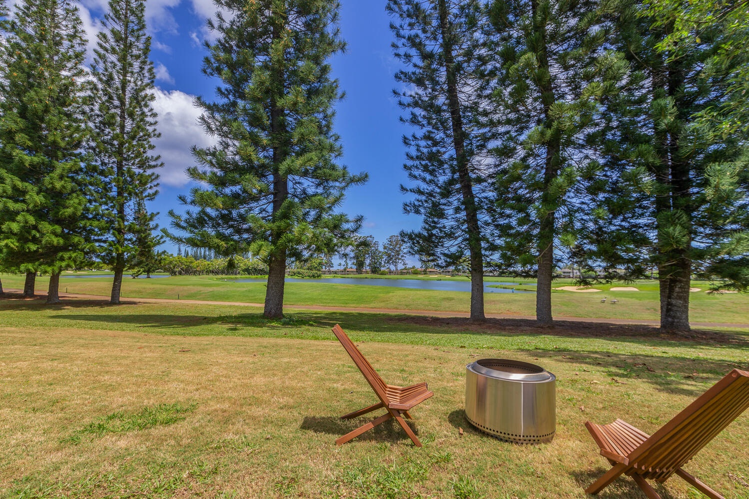Princeville Vacation Rentals, Wai Puna - Gorgeous golf views from the private yard