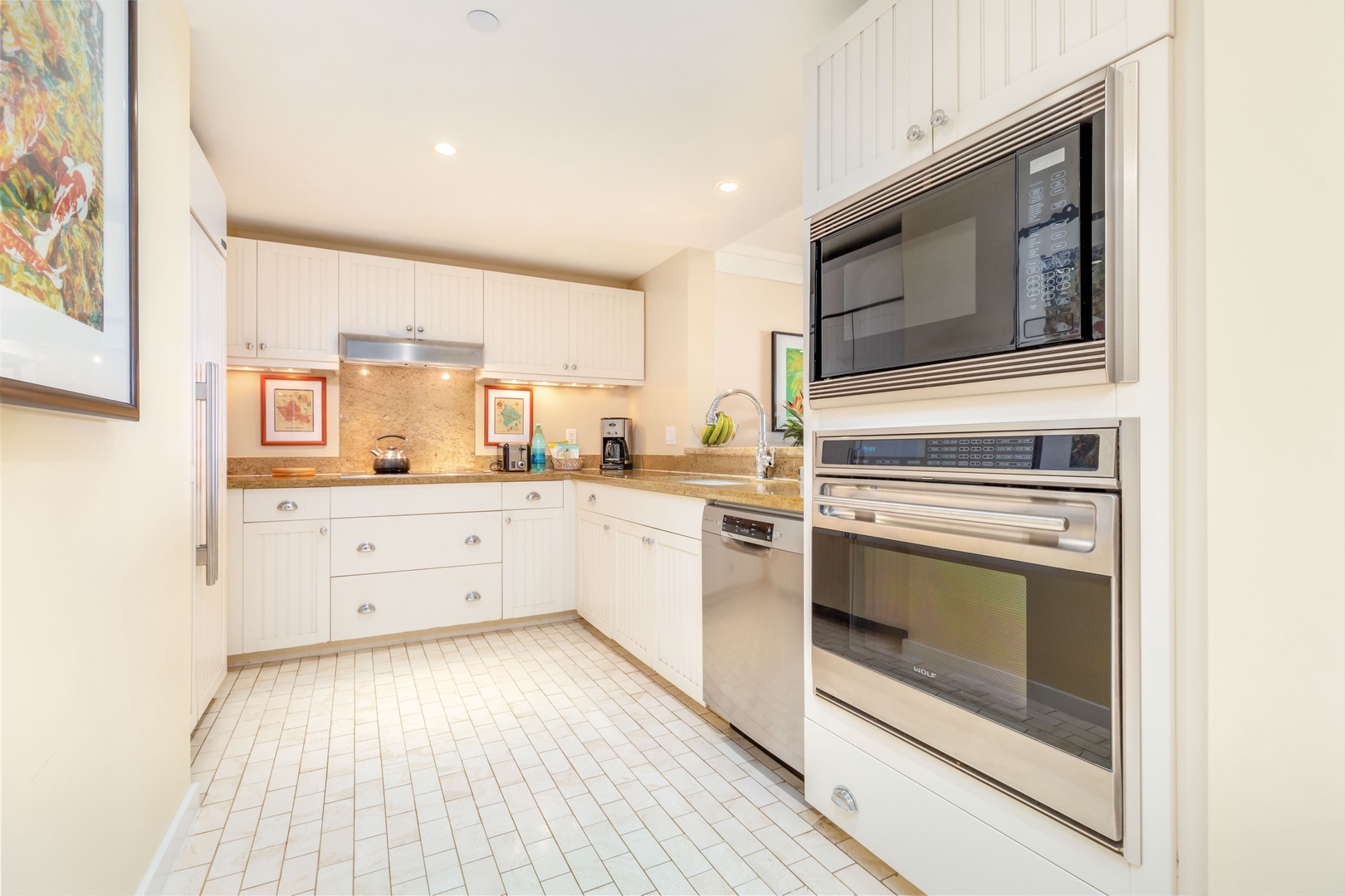 Kahuku Vacation Rentals, Turtle Bay Villas 210 - well-appointed kitchen with brand new appliances, perfect for crafting your favorite meals.