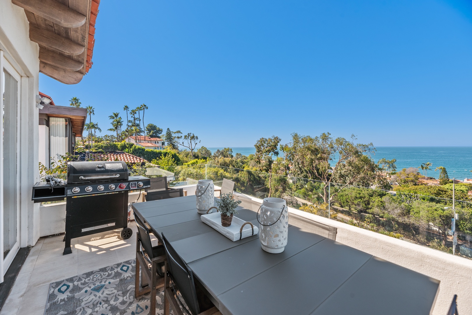 La Jolla Vacation Rentals, Coastal Lookout - Spacious deck with spectacular ocean view, BBQ, comfortable seating around the fire pit and dining for 10