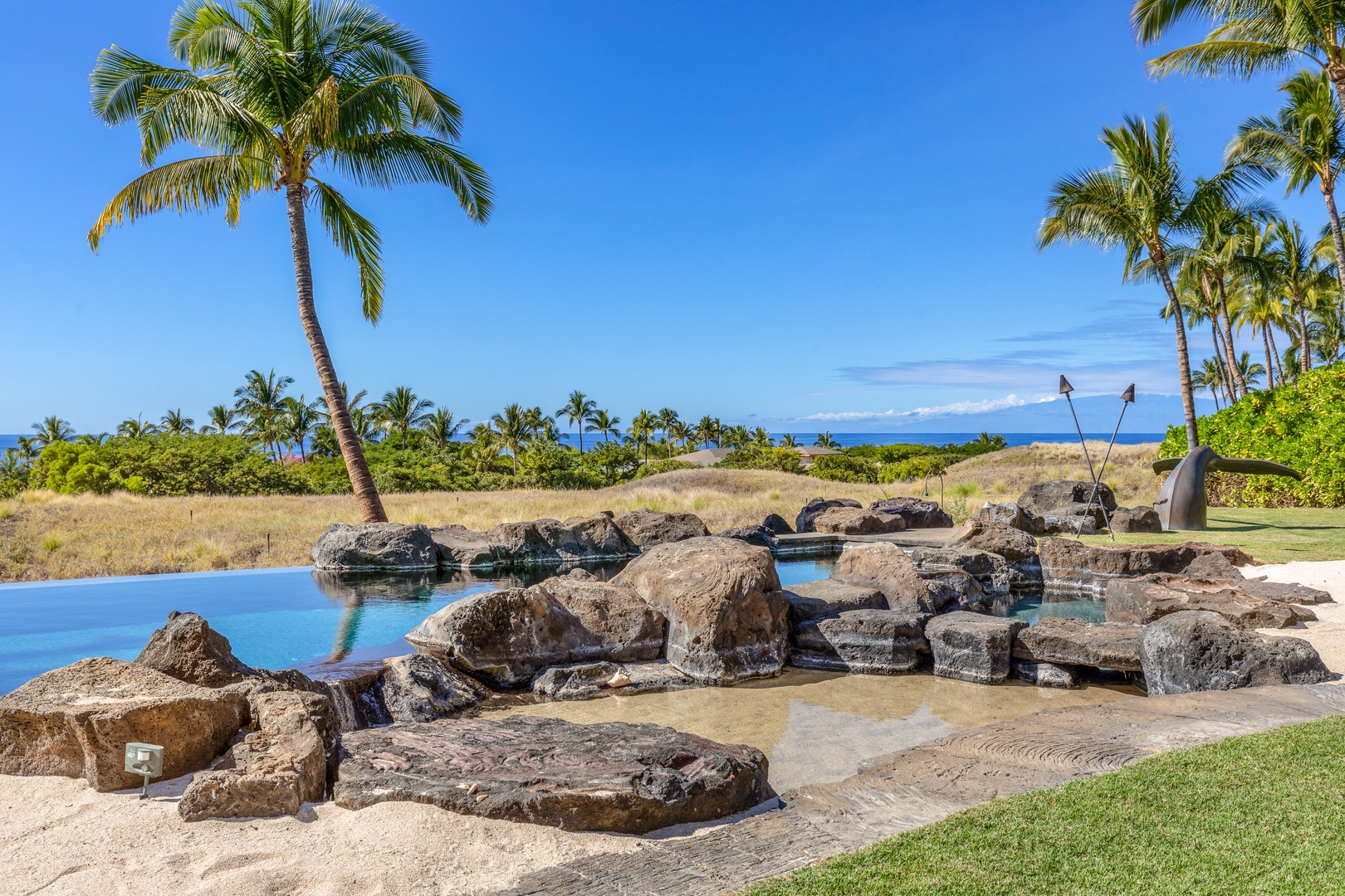 Kamuela Vacation Rentals, Mauna Kea Resort Bluffs 22 - The Beach House - Little ones will love the private splash zone. Fun in the sun is just steps away!