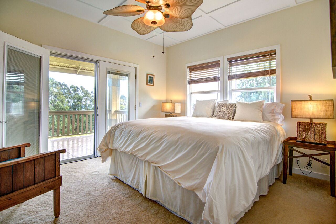 Honokaa Vacation Rentals, Hale Luana (Big Island) - Bedroom 2 looks out to the back lanai
