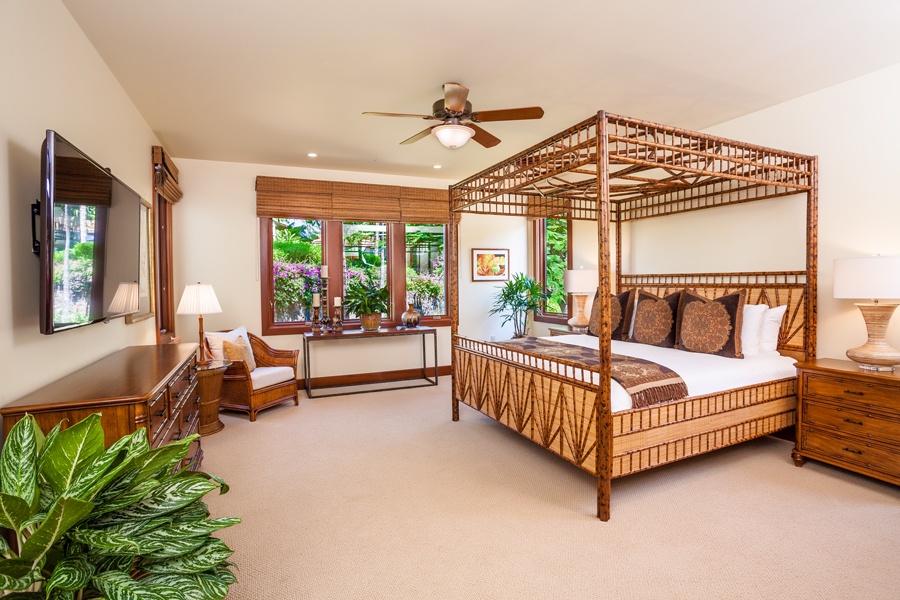 Wailea Vacation Rentals, Castaway Cove C201 at Wailea Beach Villas* - Second Primary Bedroom with 2 Queen beds with Ensuite Bathroom