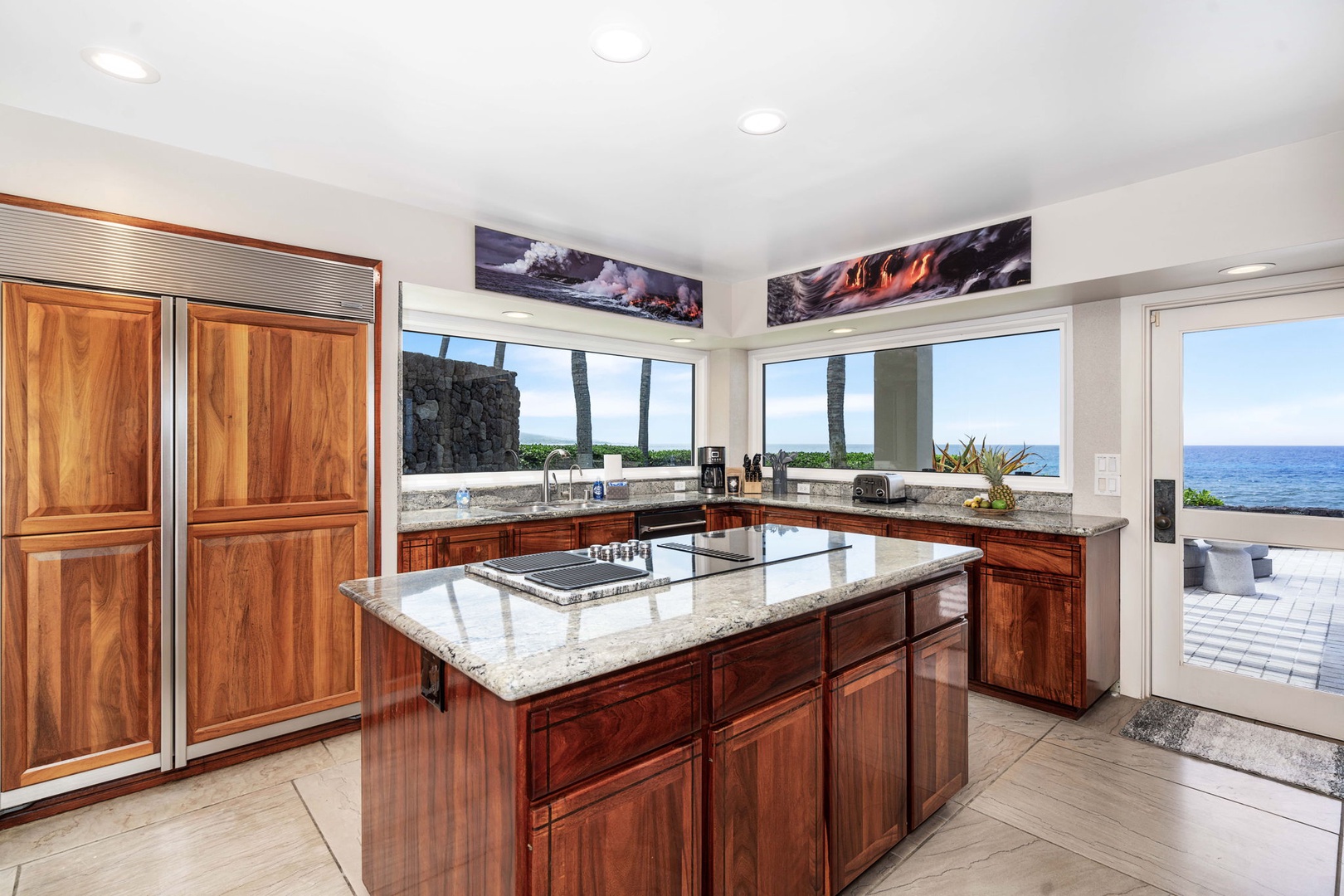 Kailua Kona Vacation Rentals, Ali'i Point #9 - Gorgeous Kitchen with Koa wood cabinetry