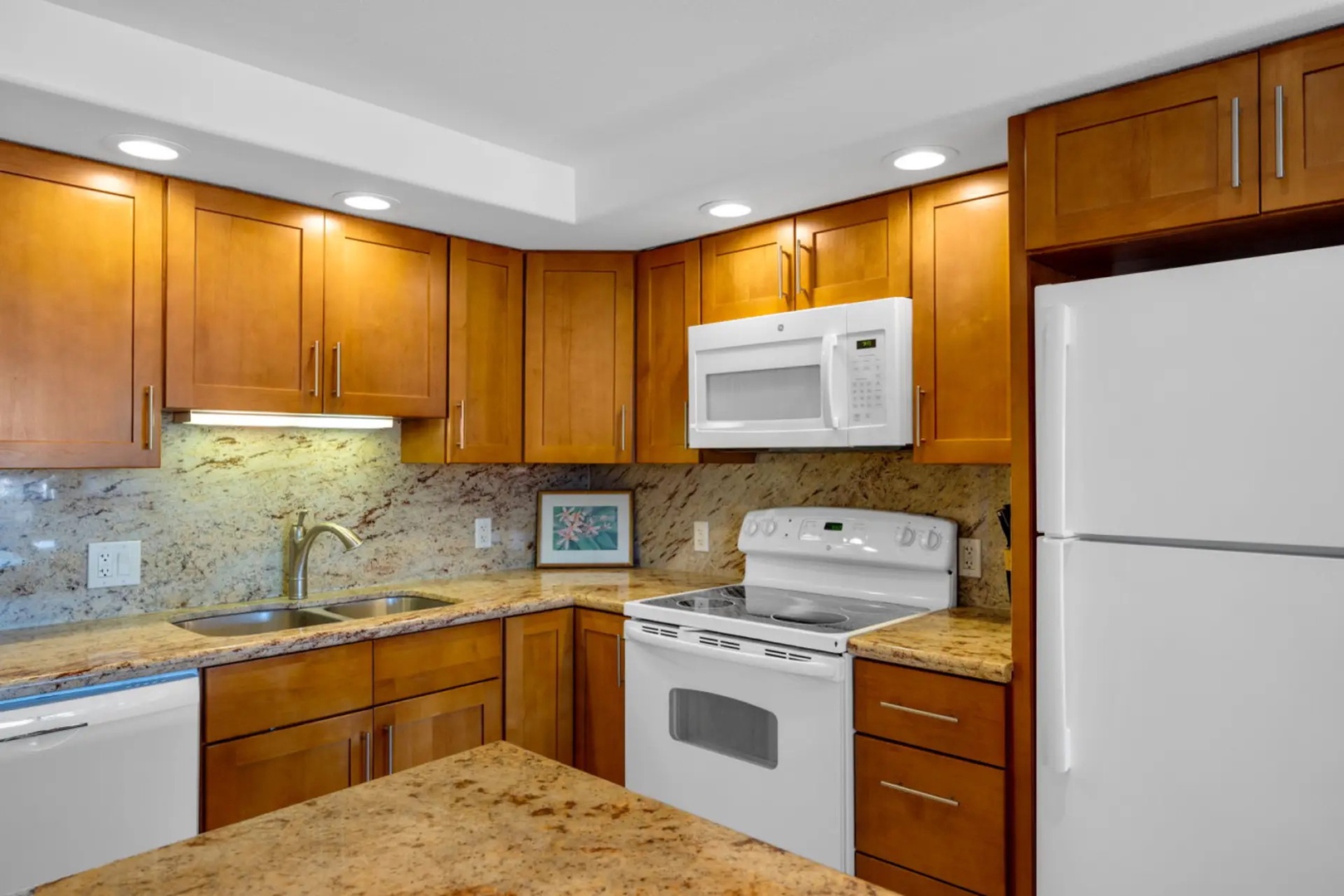 Kihei Vacation Rentals, Maui Banyan H306 - A full kitchen with granite counters and enough room to cook a real dinner in.