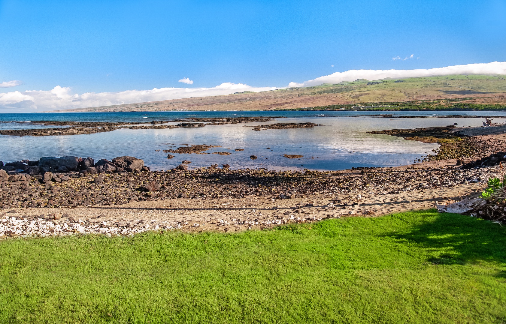 Kamuela Vacation Rentals, 3BD Estate Home at Puako Bay (10D) - Lush Grass, Soft Sand, Warm Ocean, Majestic Mountains and Blue Skies - All From the Comfort of Your Vacation Home