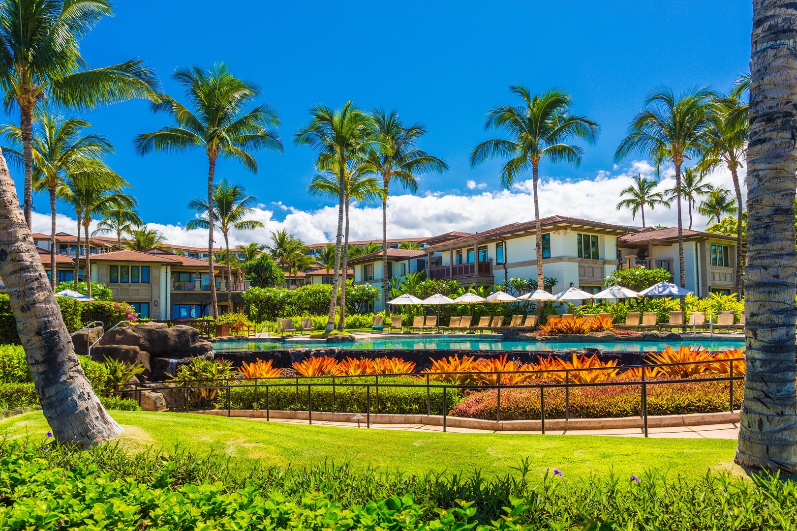 Wailea Vacation Rentals, Blue Ocean Suite H401 at Wailea Beach Villas* - Relax and Cool Off at the Oceanside Adult Only Pool and Jacuzzi Hot Tub