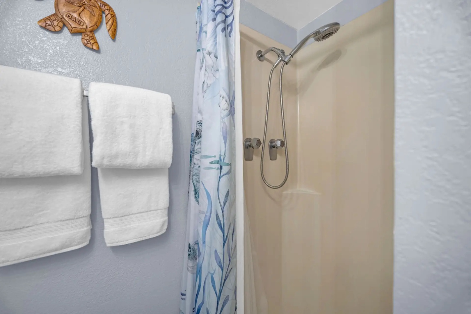 Kihei Vacation Rentals, Maui Vista 2420 - Rinse the salt and sunscreen off in the walk-in shower before moving to your next activity.