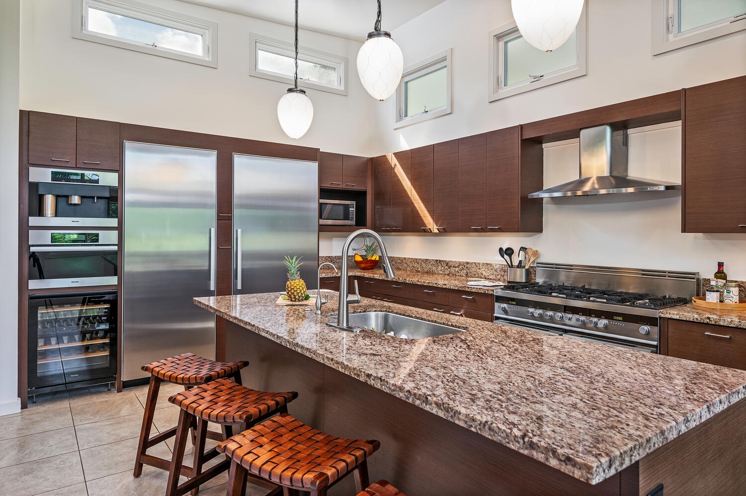 Kailua Vacation Rentals, Hale Honi La - Chefs Kitchen with Top-of-the-Line Appliances!