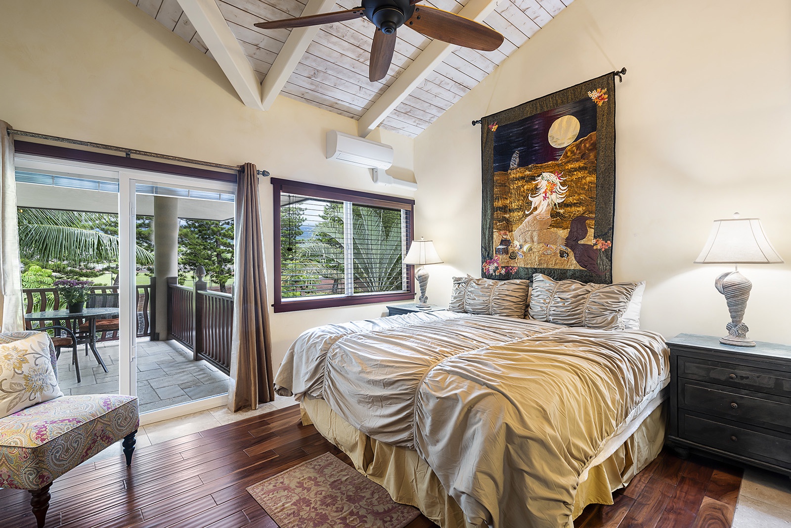 Kailua Kona Vacation Rentals, Mermaid Cove - Guest bedroom on the main level